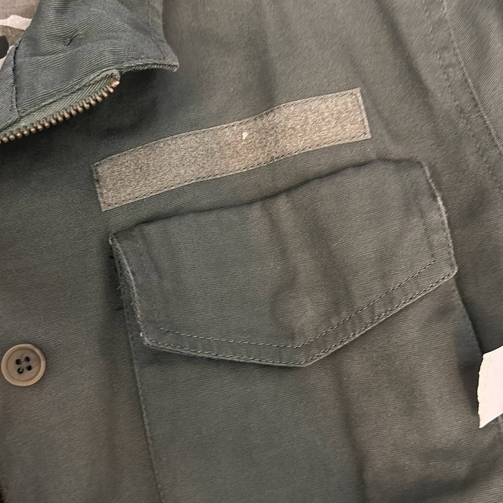 Army Style Jacket w, unique imprint on back. By L.A. + Jo Size M - Picture 3 of 7